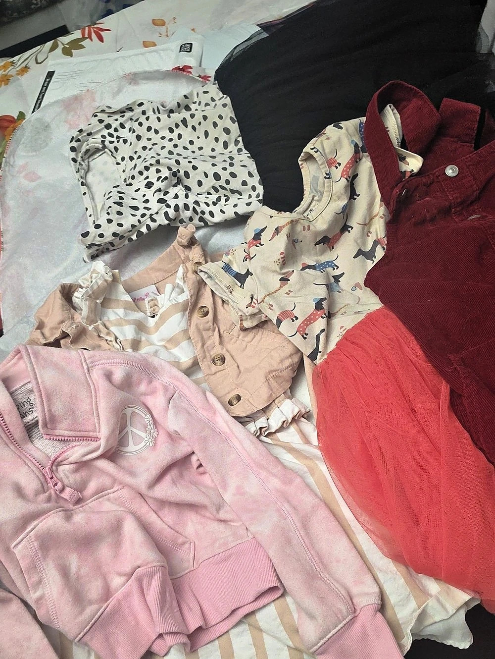 Girls Size 5 Clothing Lot Multi Color